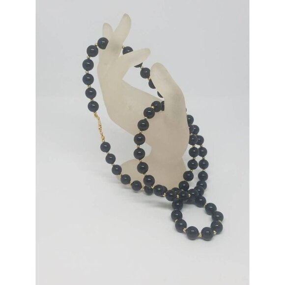Jewelry - Vintage black and gold‎ bead necklace